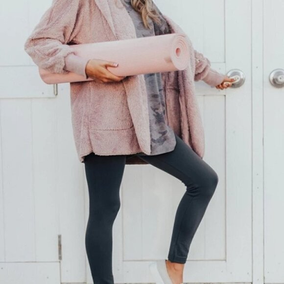 Gray Fleeced Lined Leggings - Picture 2 of 4